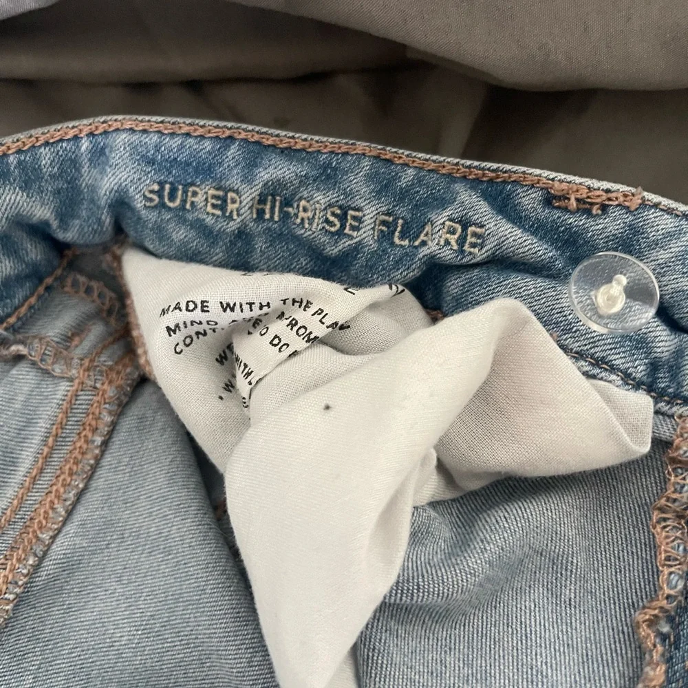American Eagle Outfitters Blue Flare Wide Leg Jeans - Picture 4 of 5